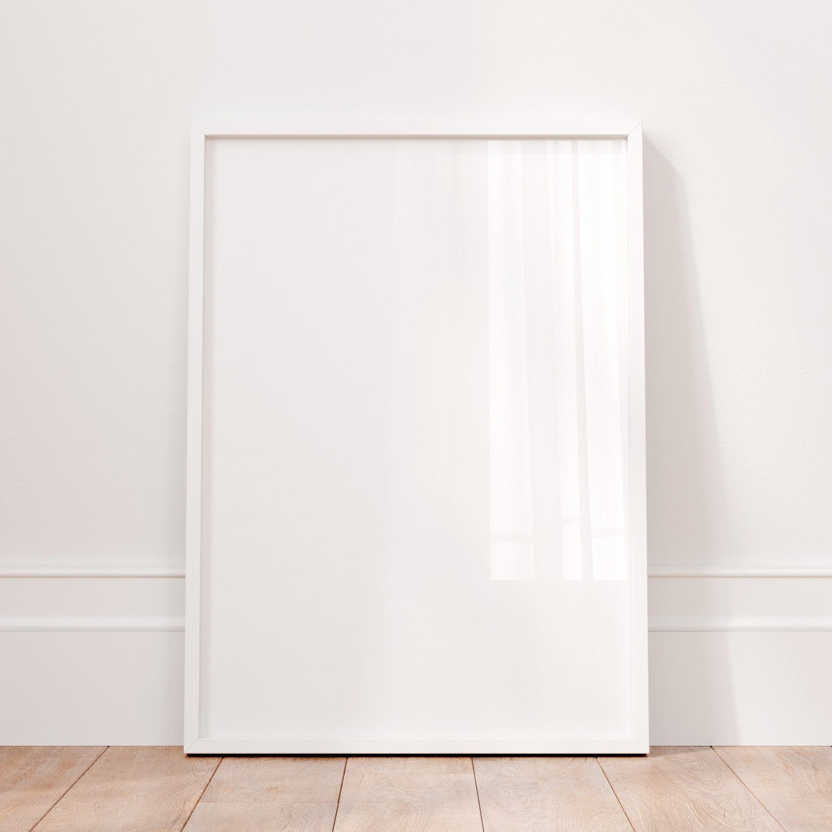 Classic White - Premium Frame